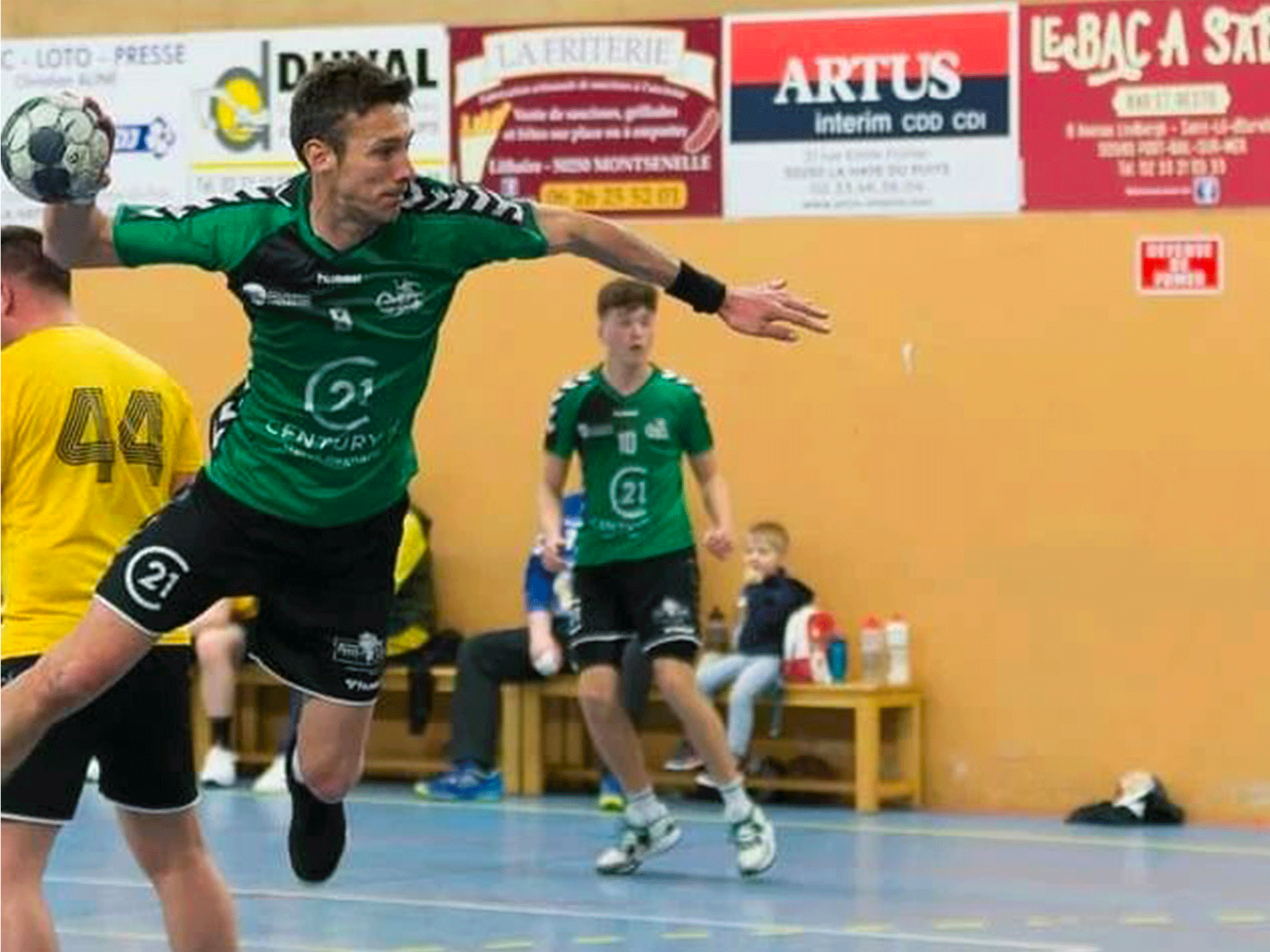 handball-sport-adultes-clt-tourlaville